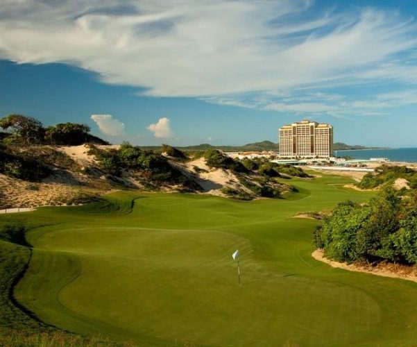 the-bluffs-ho-tram-strip-golf-course the-bluffs-ho-tram-strip-golf-course